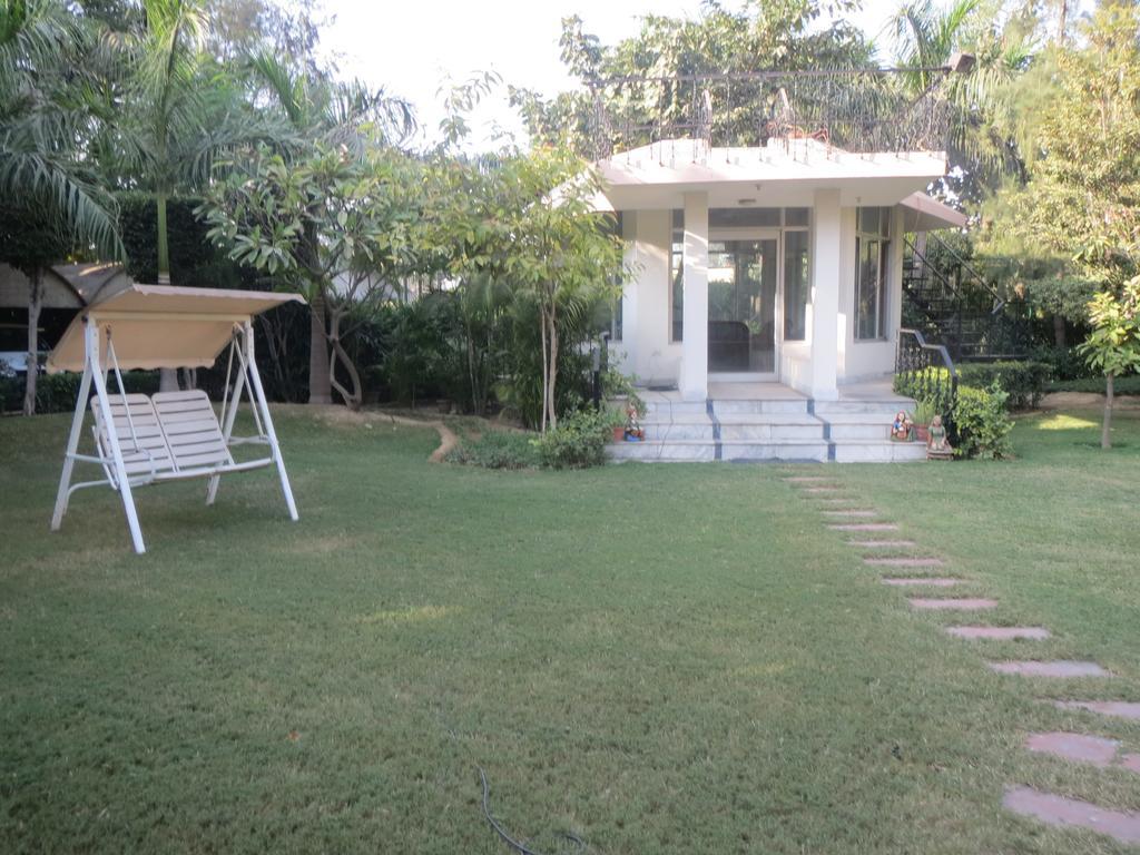 Green Villa Bed & Breakfast Yeni Delhi Dış mekan fotoğraf