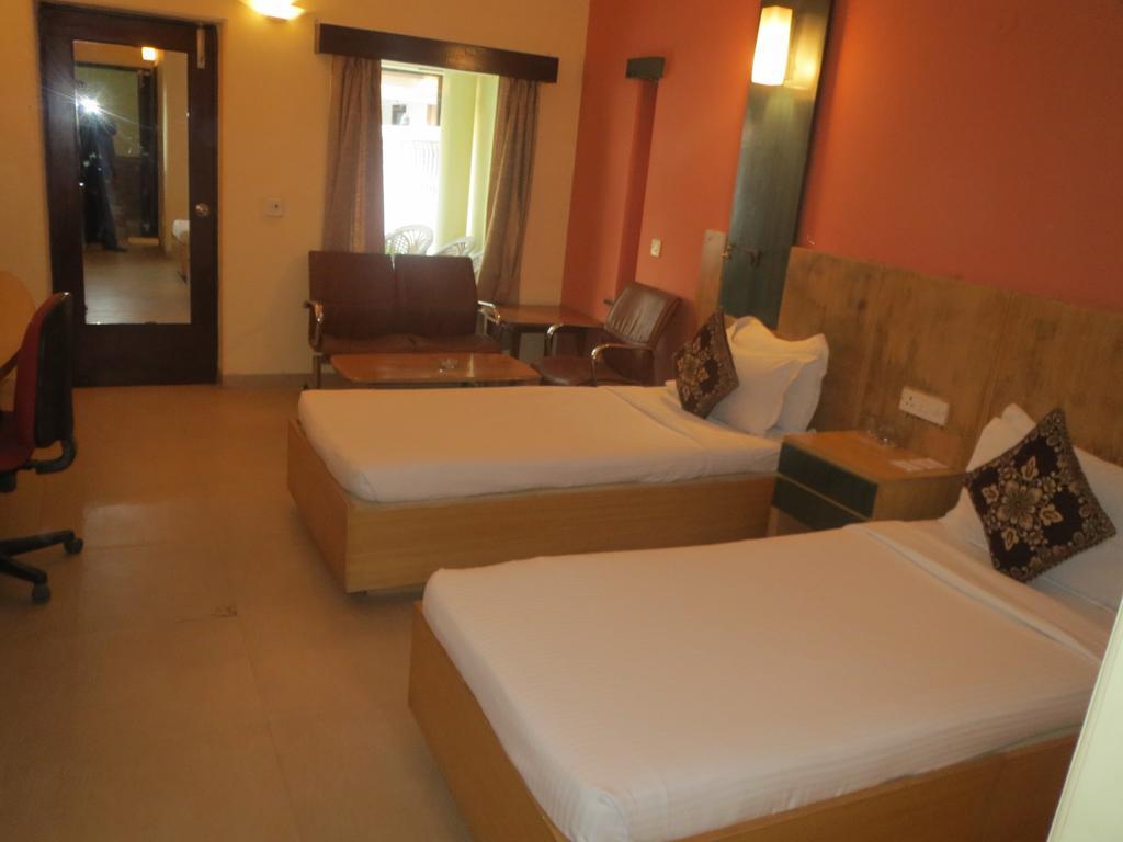 Green Villa Bed & Breakfast Yeni Delhi Dış mekan fotoğraf