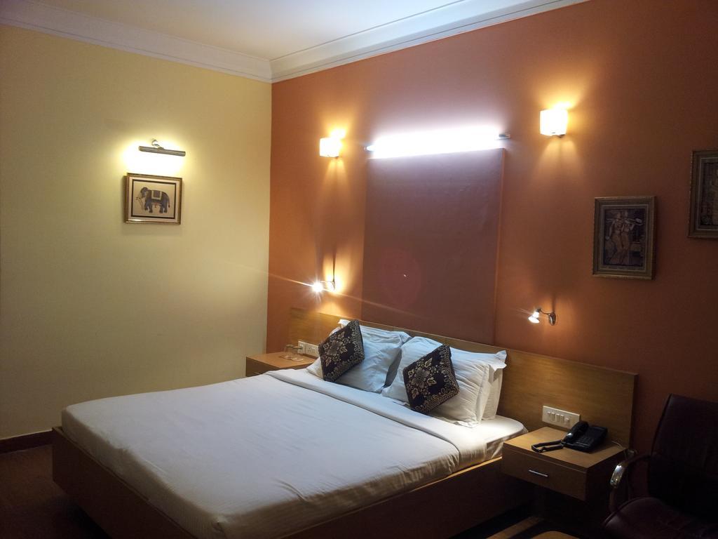 Green Villa Bed & Breakfast Yeni Delhi Dış mekan fotoğraf