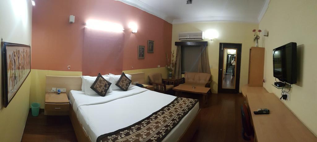 Green Villa Bed & Breakfast Yeni Delhi Dış mekan fotoğraf
