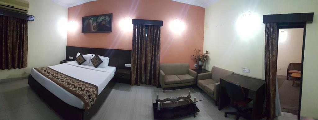 Green Villa Bed & Breakfast Yeni Delhi Dış mekan fotoğraf